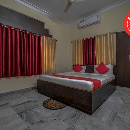 Oyo 12960 Hotel Adrija Salt Lake City Εξωτερικό φωτογραφία